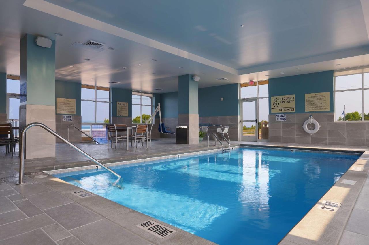 Hampton Inn & Suites Manistee, Mi Εξωτερικό φωτογραφία