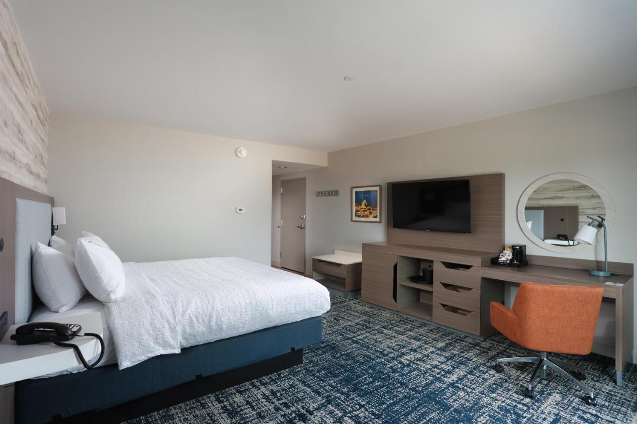 Hampton Inn & Suites Manistee, Mi Εξωτερικό φωτογραφία